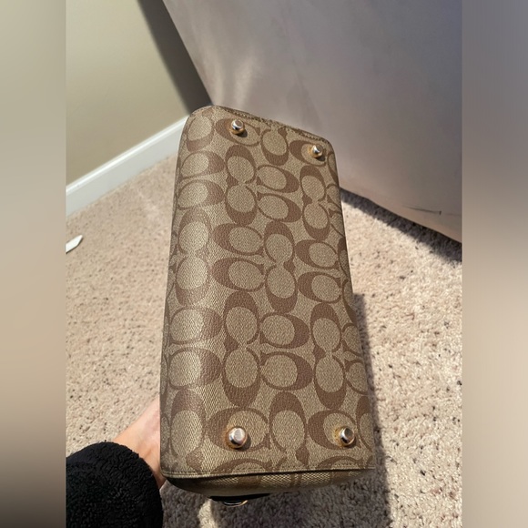 Authentic🖤✨Coach Rowan Satchel in Signature Canvas - Picture 6 of 7